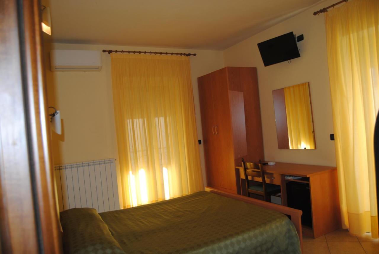 B&B Atlantide Cagnano Varano Exterior foto